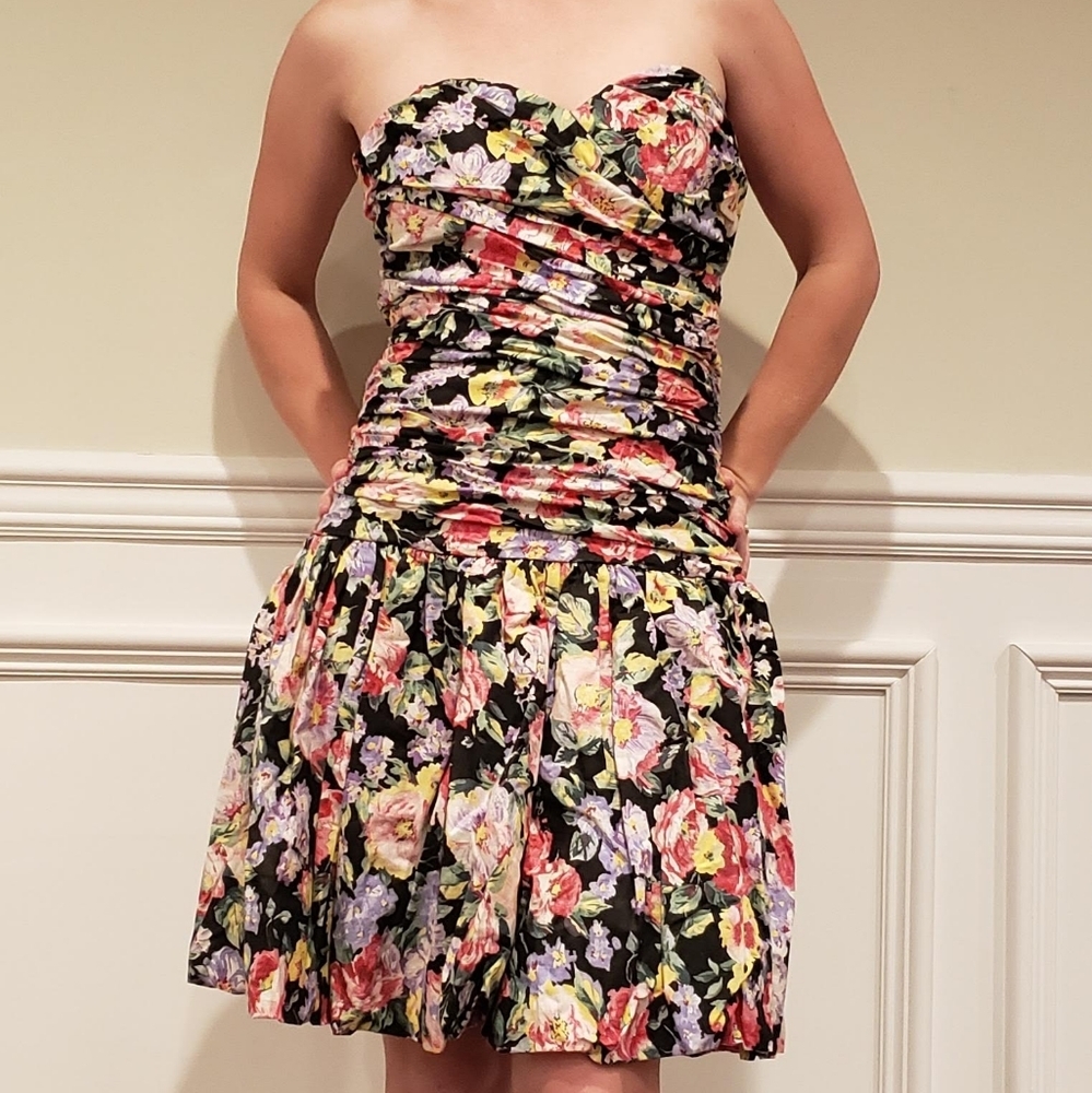 VINTAGE 80s Black Floral Sleeveless Dress Size Small